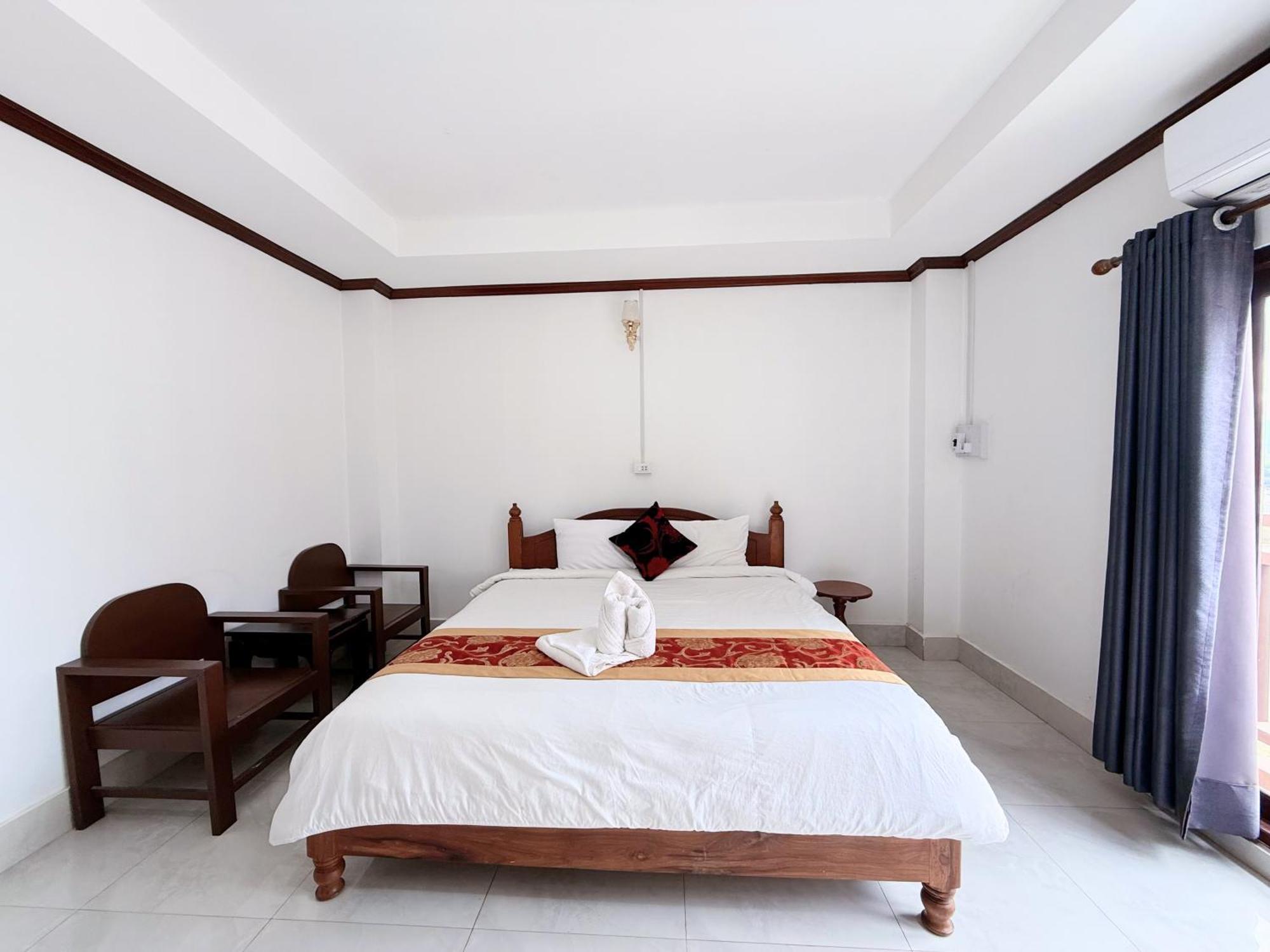 Vangvieng Sisavang Mountain View Hotel 万荣 外观 照片