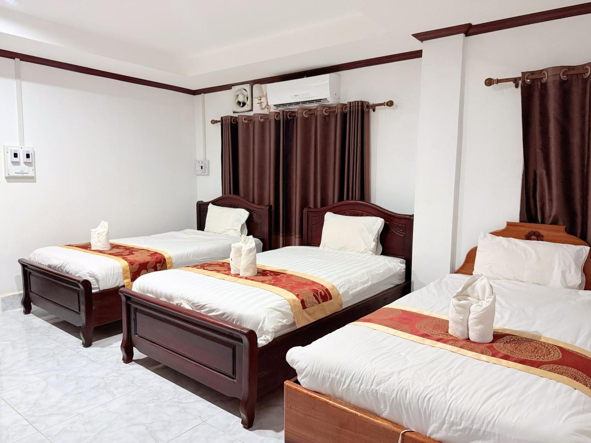 Vangvieng Sisavang Mountain View Hotel 万荣 外观 照片