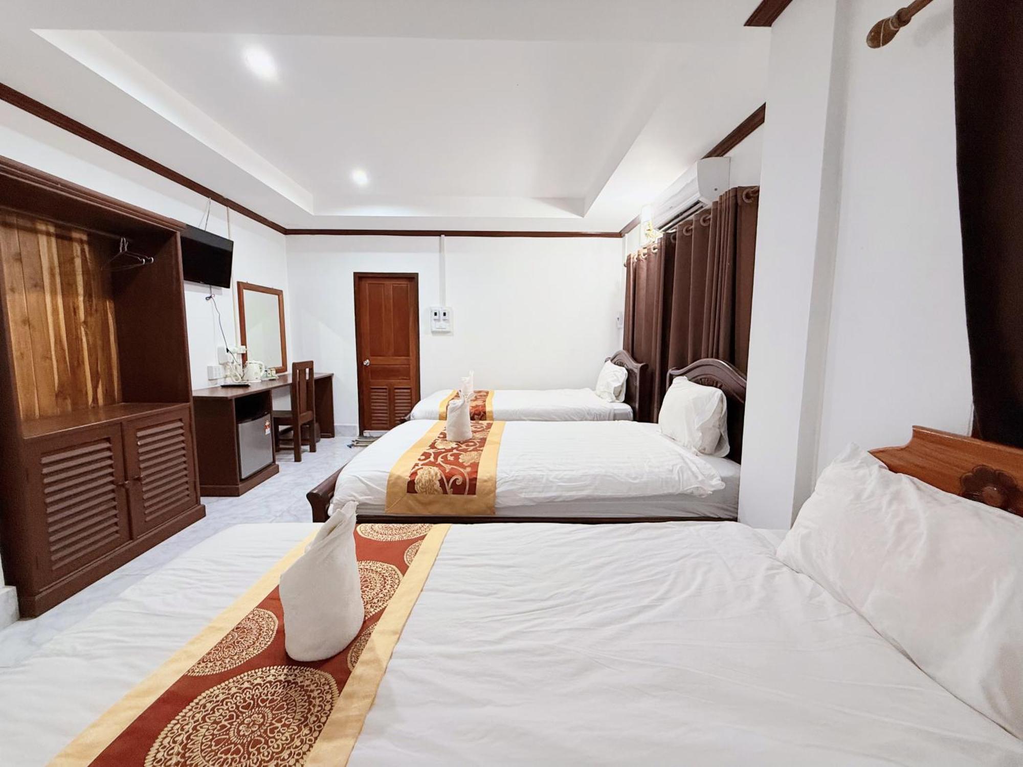 Vangvieng Sisavang Mountain View Hotel 万荣 外观 照片
