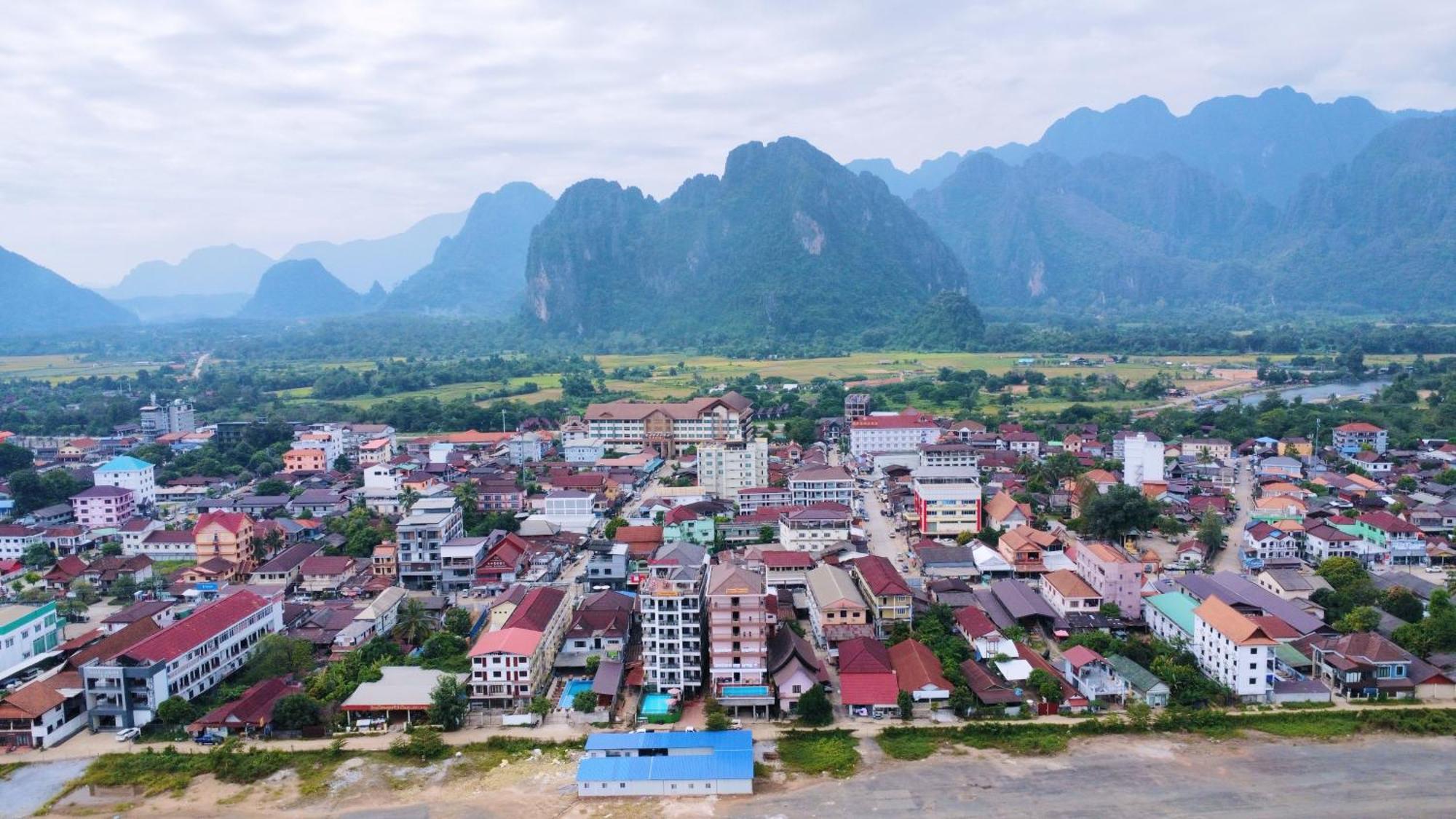 Vangvieng Sisavang Mountain View Hotel 万荣 外观 照片