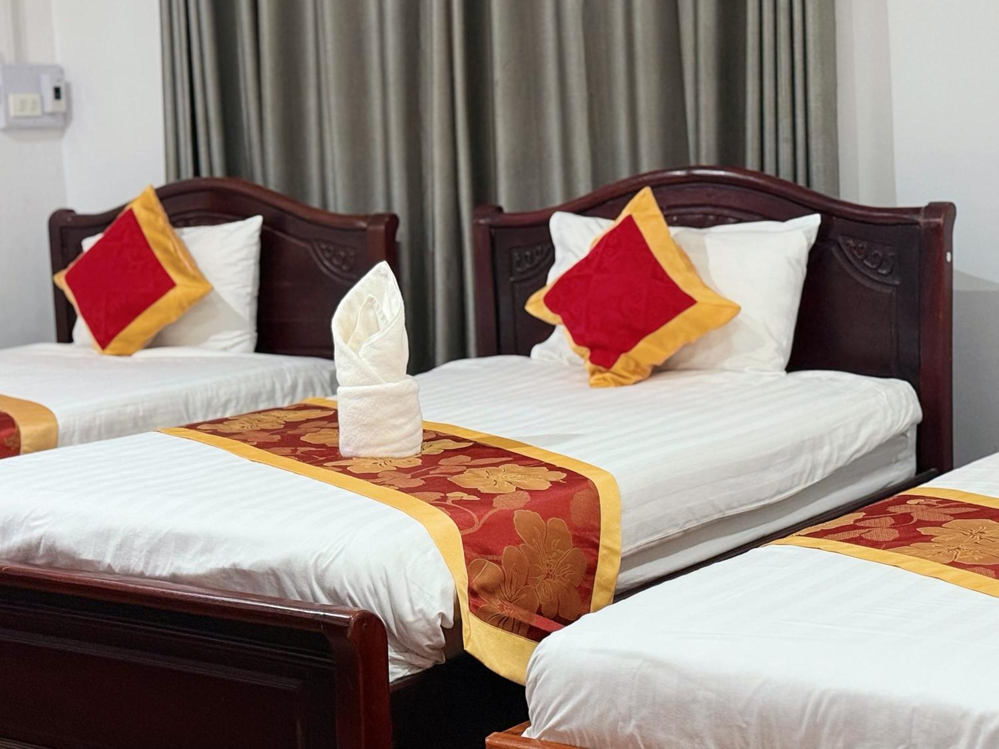 Vangvieng Sisavang Mountain View Hotel 万荣 外观 照片