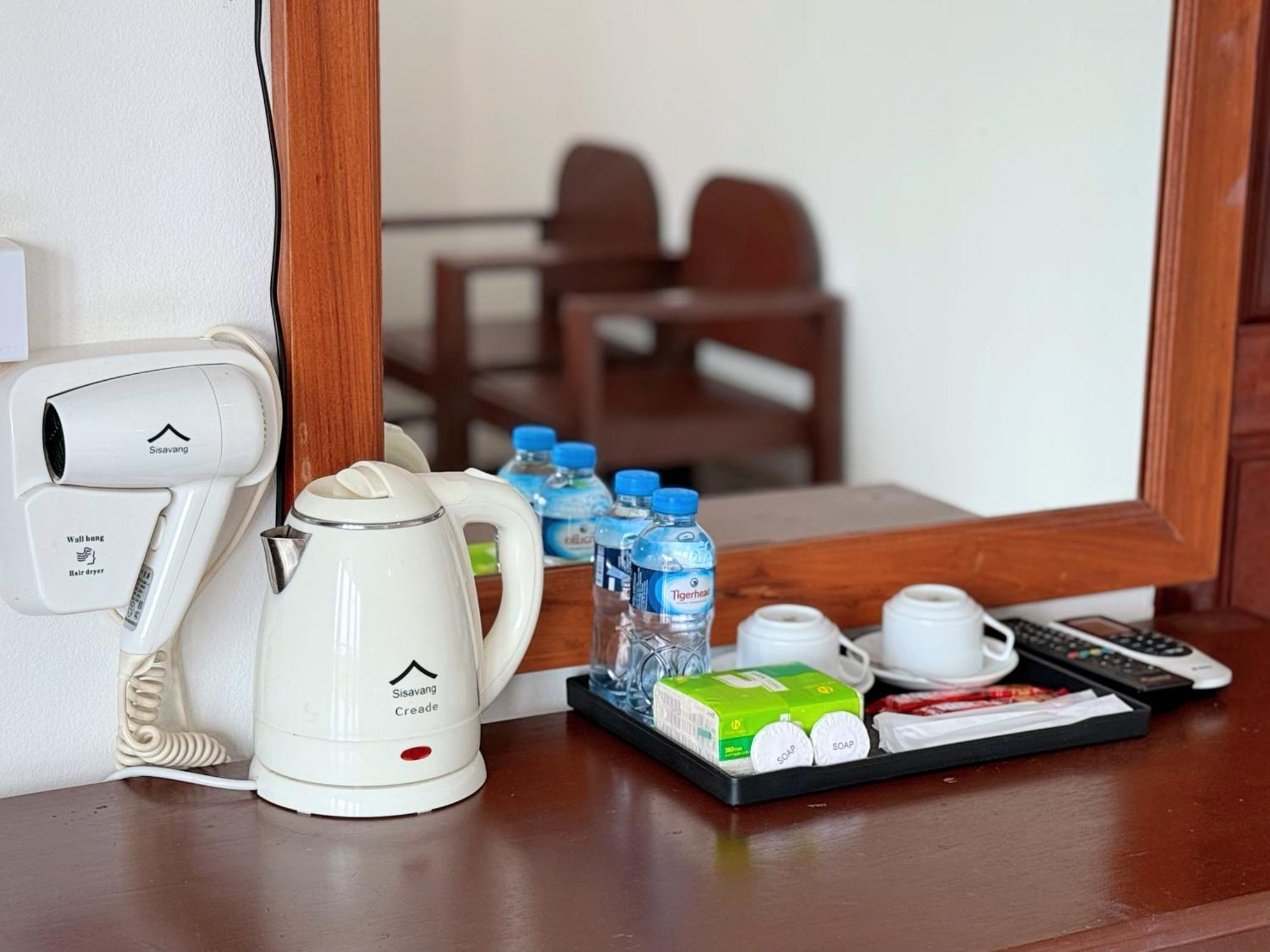 Vangvieng Sisavang Mountain View Hotel 万荣 外观 照片