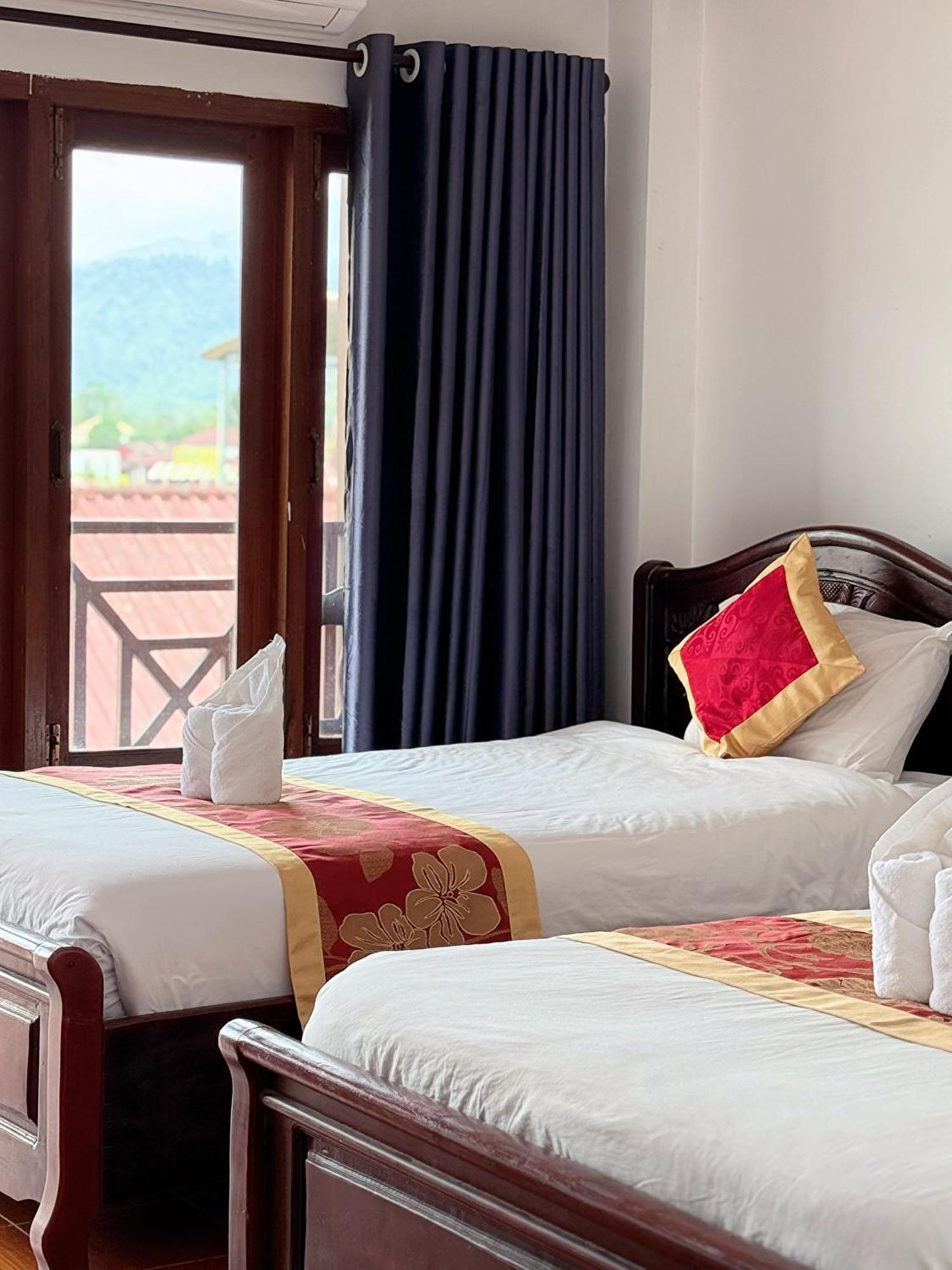 Vangvieng Sisavang Mountain View Hotel 万荣 外观 照片